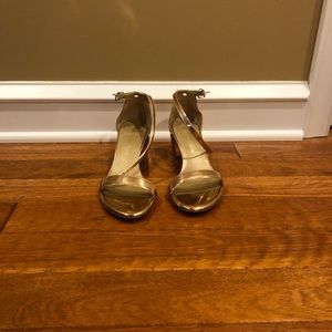Stuart Weitzman Simple Sandal in Beige Glass